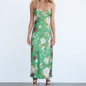 Zara Satin effect print dress size small worn once